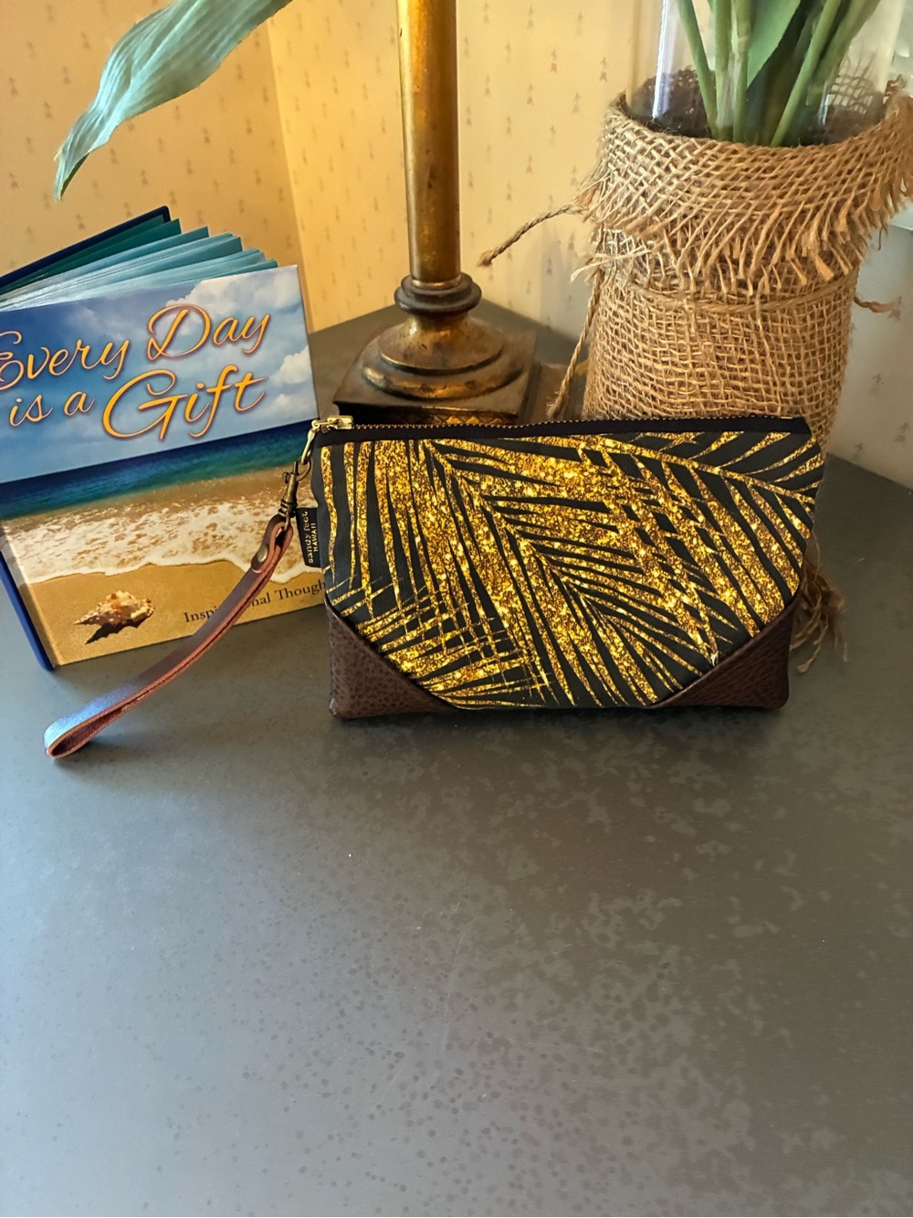 Sandy Feet, HAWAII zippered clutch or wristlet. BLACK and GOLD leaf print.